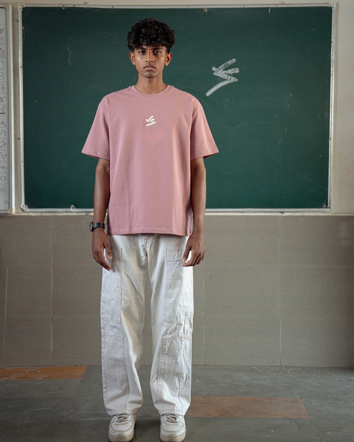 DUST PINK ICON EMBROIDERED T-SHIRT