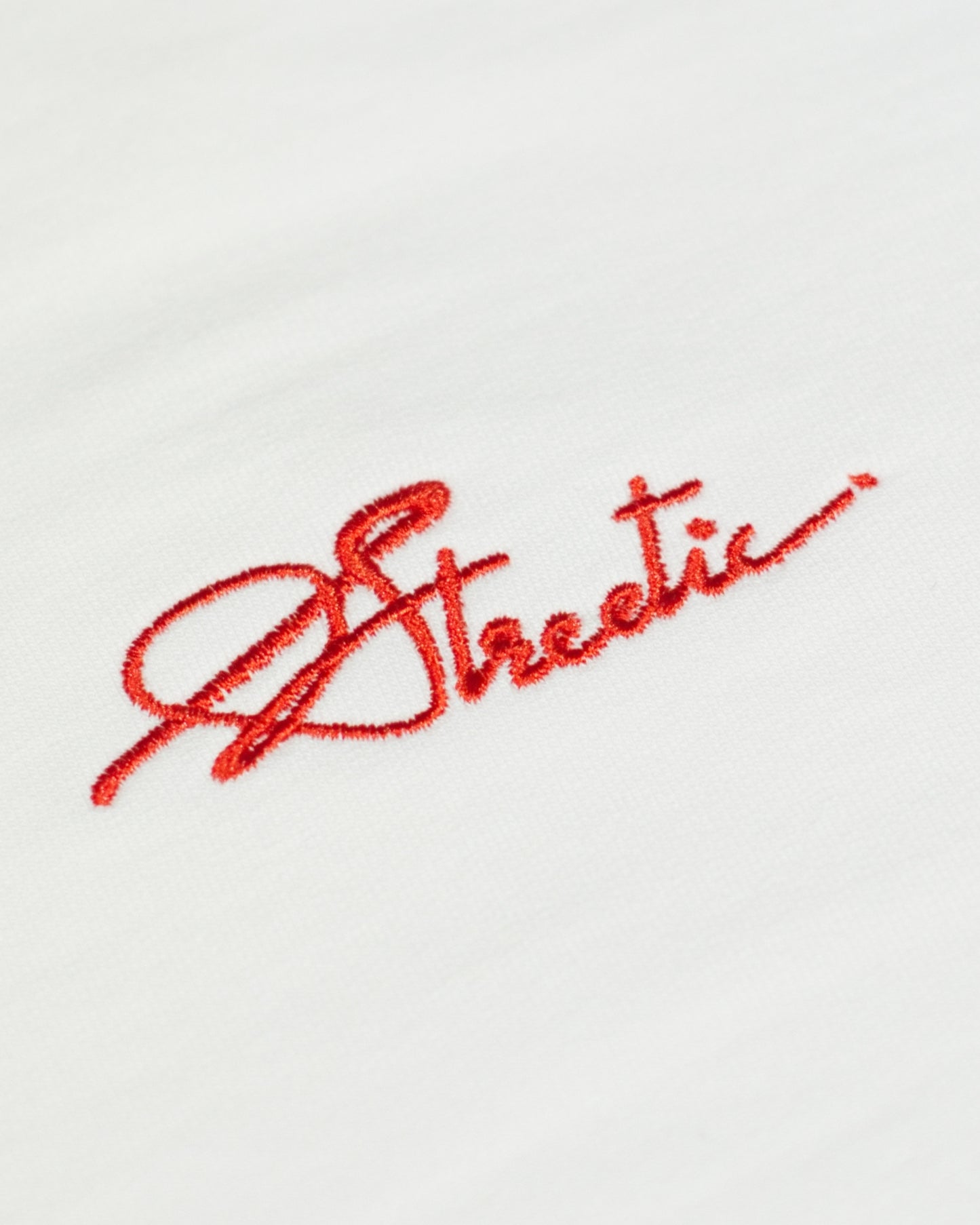 STREETIC EMBROIDERED WHITE T-SHIRT